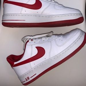 Nike Air Force 1 low white/red pebble leather US 7